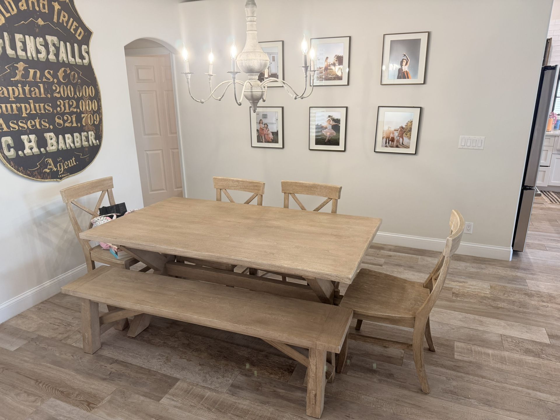 Pottery Barn Dining Table And Chairs 
