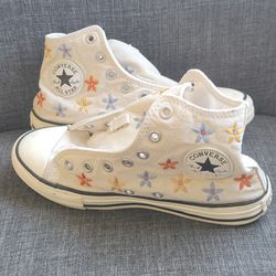 Girls Converse