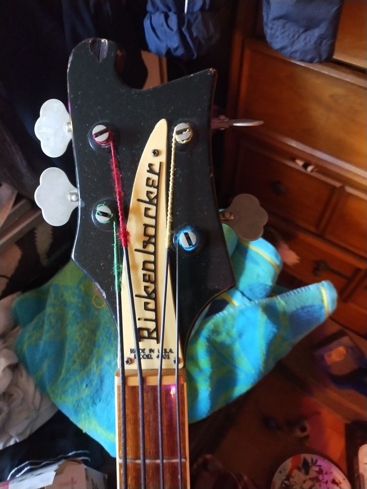 4001 Rickenbacker