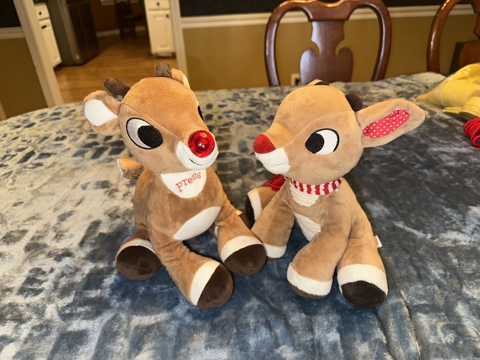 Light-Up Rudolph & His Buddy Clarice – Adorable Holiday Plush Pair!