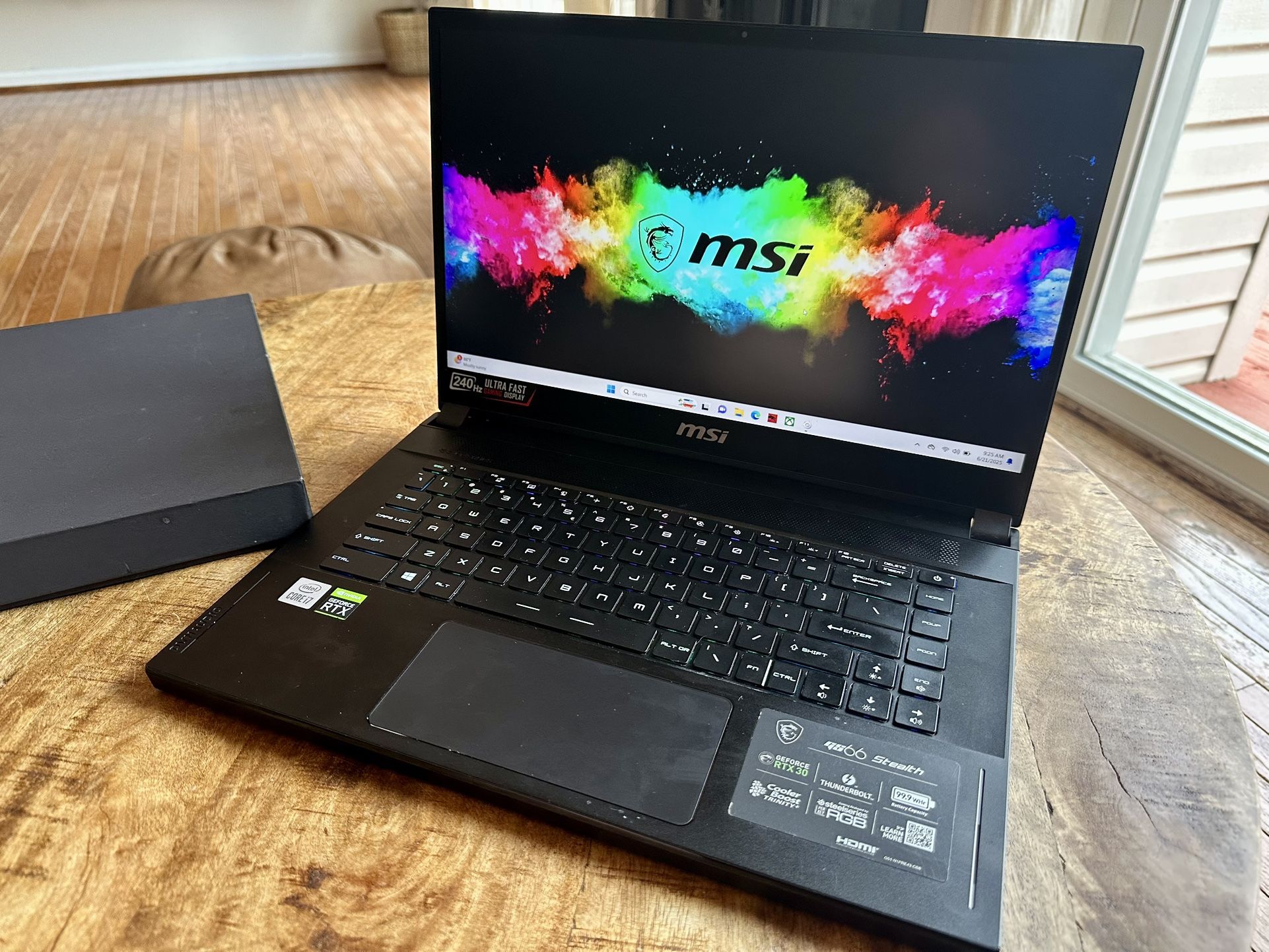 15” MSI Stealth High End Gaming laptop 240Hertz Display