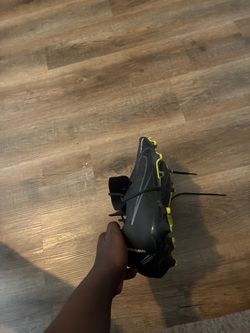Nike. Air zoom size 12