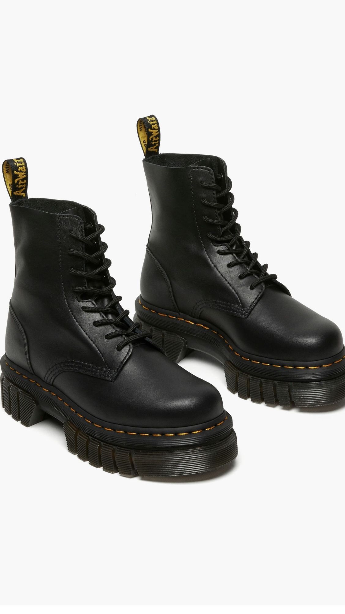Dr. Martens Women Boots Sz. 8
