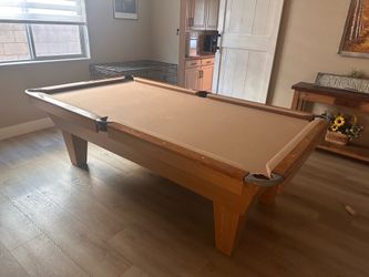Pool table