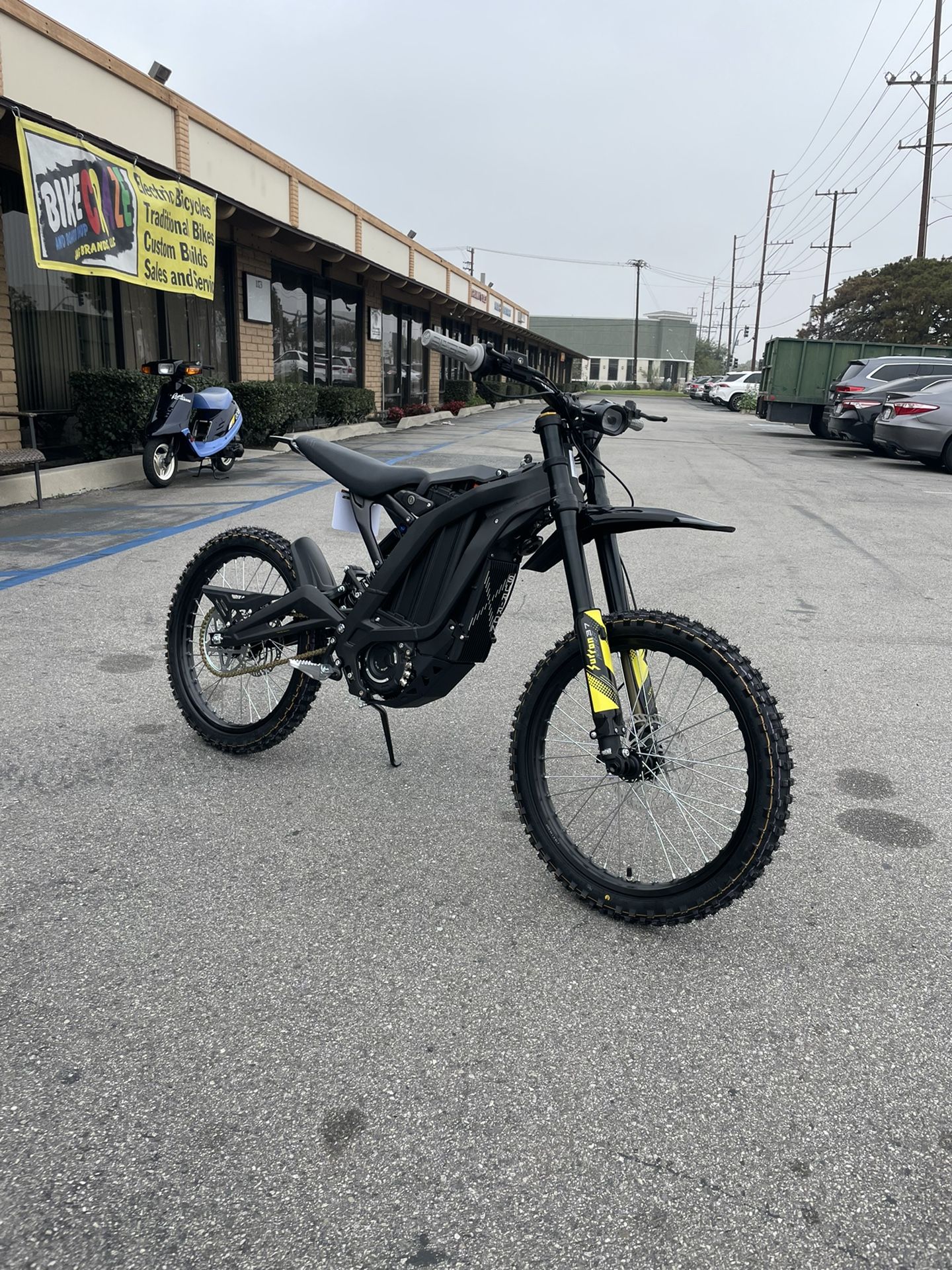 2022 Sur Ron X Black Edition Surron *New Model*