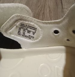 REDUCED **Nike Boys sneakers and sandals