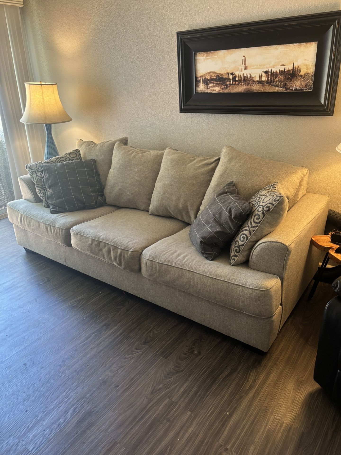 8ft. Sofa couch bed
