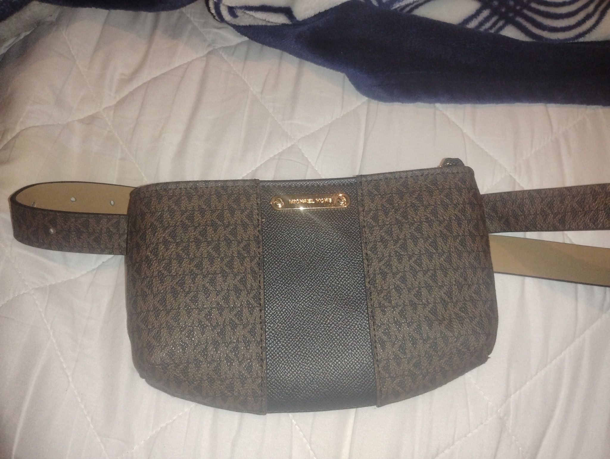 Micheal Kors Purse