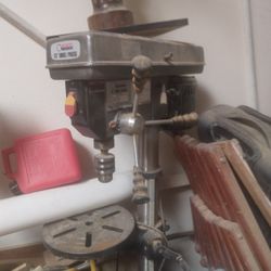 Table Top Drill Press CENTRAL MACHINERY 