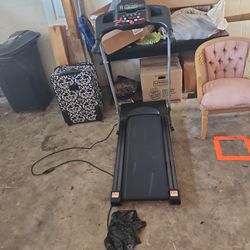 Treadmill 