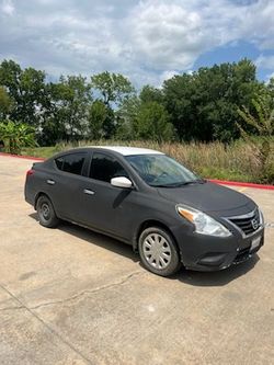 2016 nissan versa