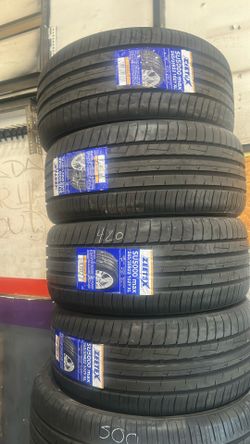 265/35R22