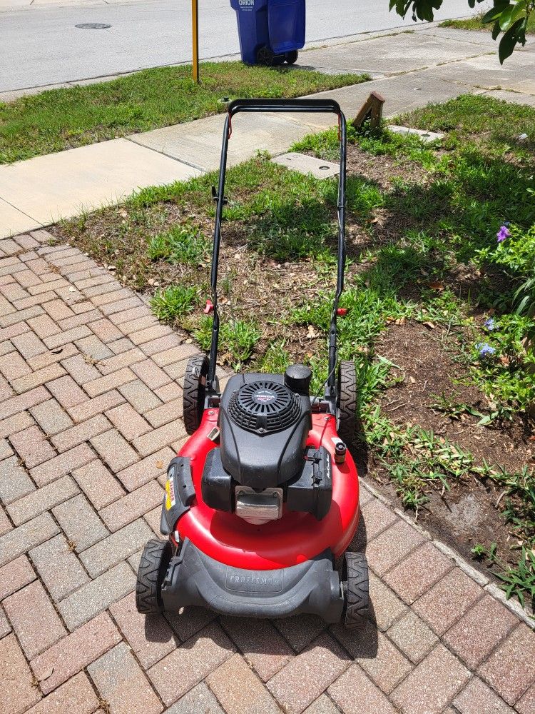 Used Craftsman Push Not Self-propelled Lawnmower