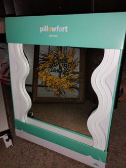 Wave Kids' Mirror White : Squiggly Wavy! Brand New!
