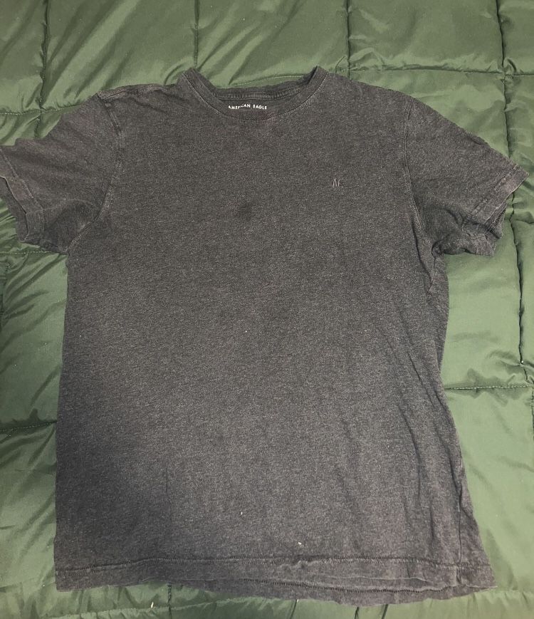Gray American Eagle T-Shirt