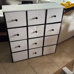 12 Bin Storage Drawer Dresser