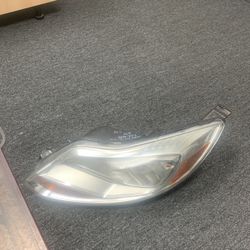 FORD FOCUS 2012-2014 LEFT DRIVER HALOGEN HEADLIGHT OEM