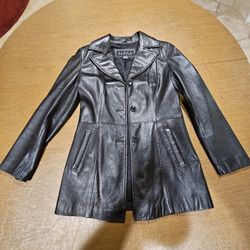 Sienna Studio women's Classic 3 Button Leather Jacket