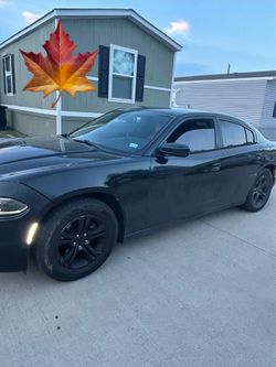Charger 2015 (3.6) 150,000 millas