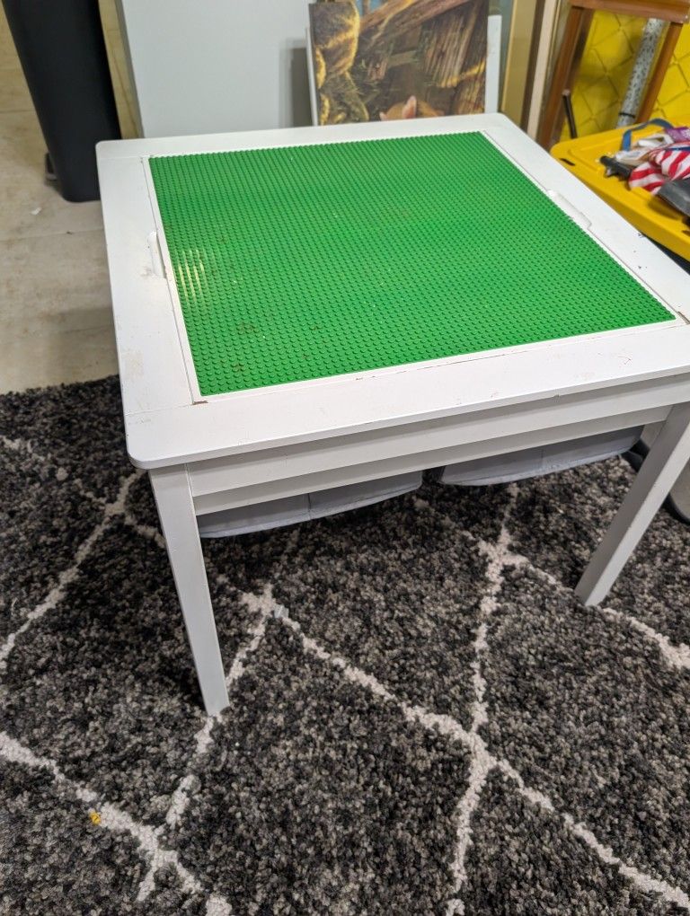 Kids lego Table