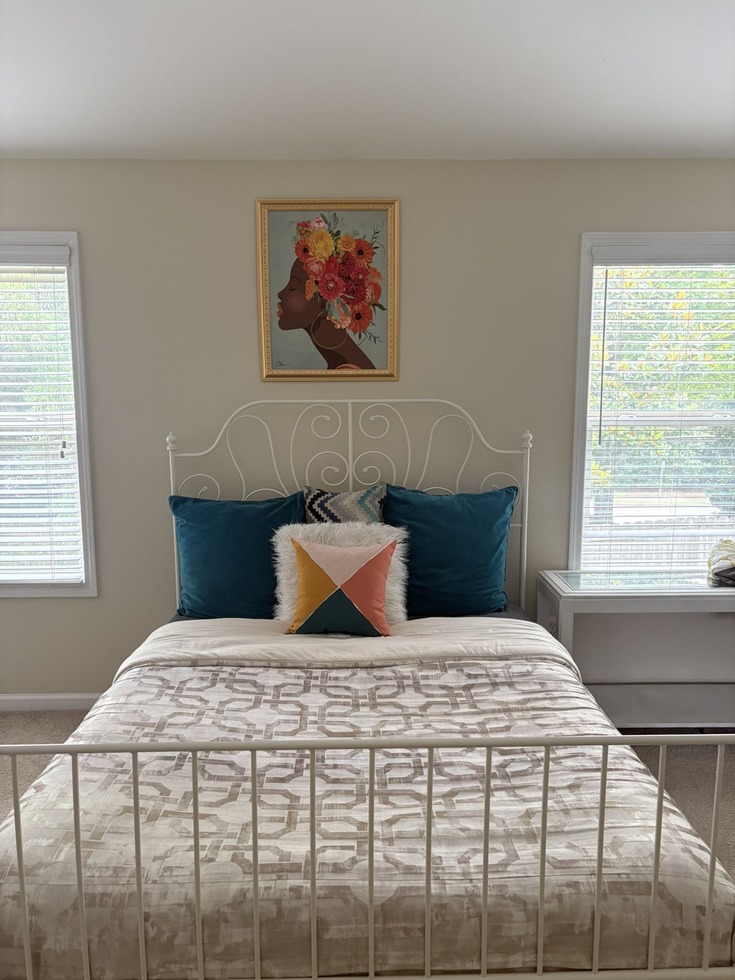 Best Offer‼️‼️ Queen Bed And Frame!!