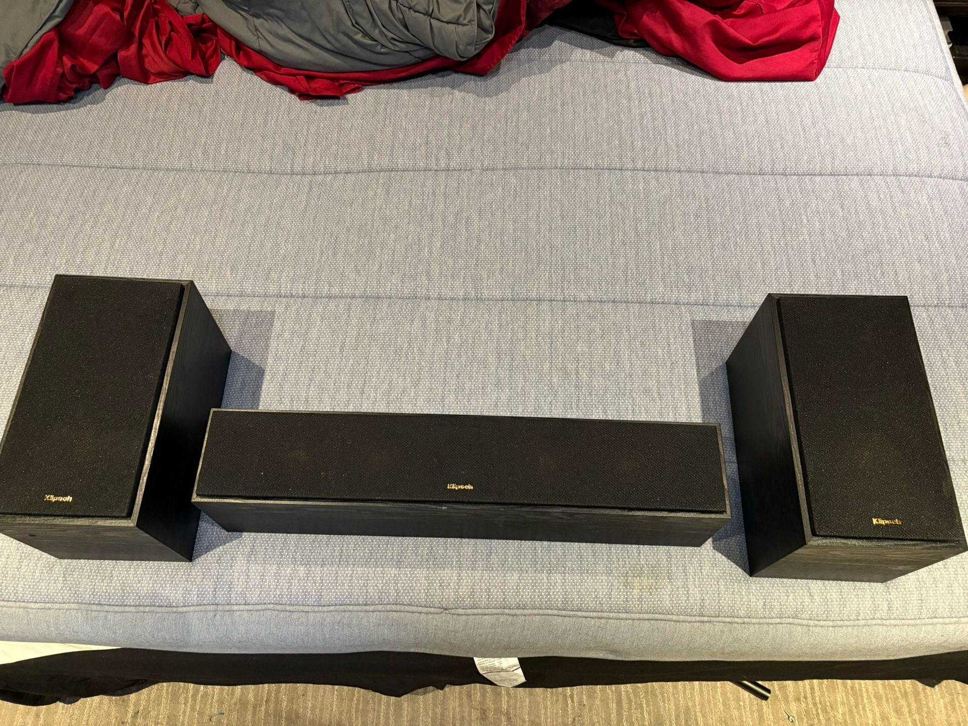 Klipsch Reference Center And Bookshelf Speakers