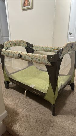 GRACO Foldable Crib For Kids