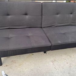 Black Futon 