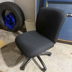 Safco Uber Office Chair, Heavy Duty Stool, 500 lbs Capacity,