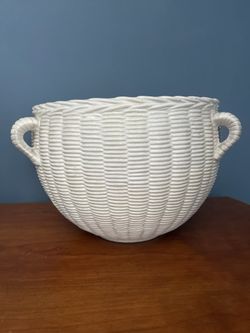 Ceramic Wicker Style Plant Pot