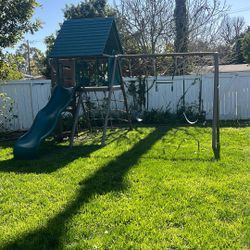 Play set SwingSet Slide Lifetime Brand
