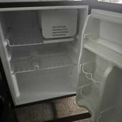 Whirlpool Mini Fridge