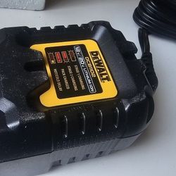 20v Max. Charger New