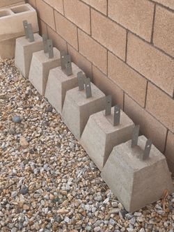 6- 29 Pound Cinder Block Piers. $6 Each.