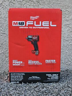 Milwaukee M18 FUEL Gen-2 18V Lithium-Ion Brushless Cordless Mid Torque 1/2 in. Impact Wrench w/Friction Ring (Tool-Only) Brand New 