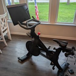 Peloton Bike+