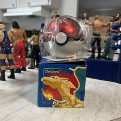 23 Karat Gold Plated, 1999 Charizard Pokémon Card