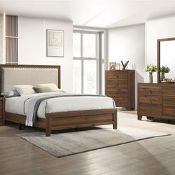 New Queen Bedroom Set In Stock 