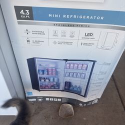 Brand New Vissani Mini Fridge 4.3 Cu Ft (Stainless Steel)