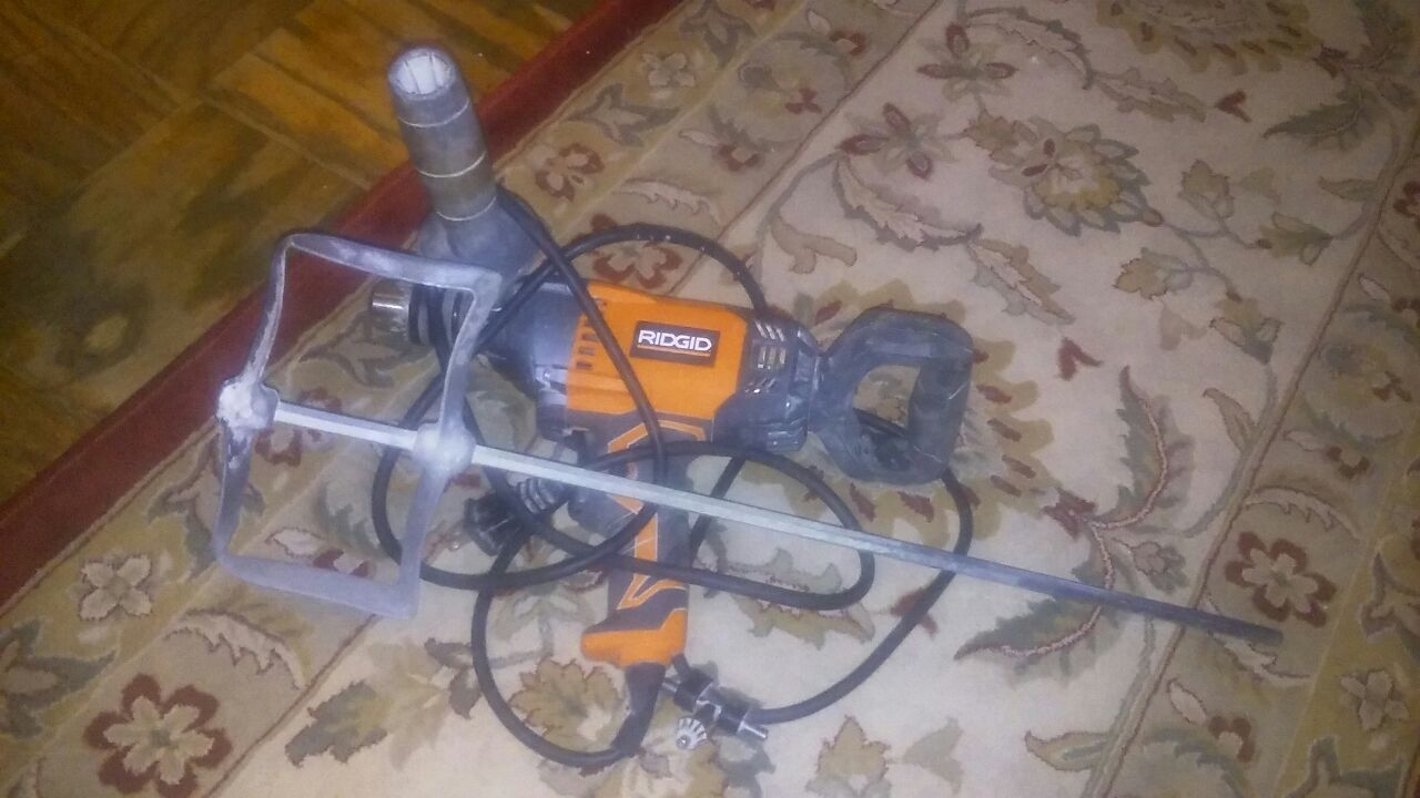 Taladro mesclador de masa para finichar