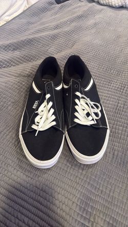 Men’s Vans Seldon Skate Shoes Size 13