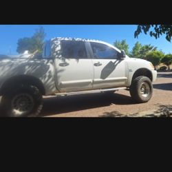 2004 Nissan Titan