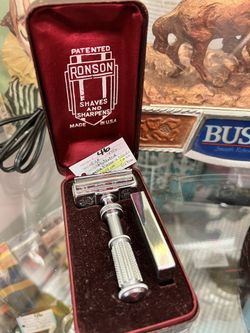 Patented Ronson Vintage Razor In Box