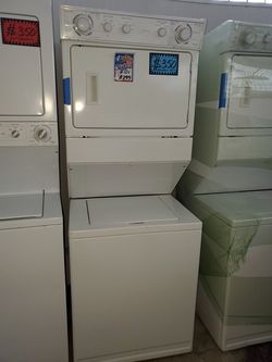 Whirlpool 27 in electric stackable washer/dryer working perfectly