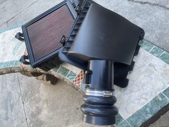 2005-09 Mustang OEM Air Box With K&N Filter 