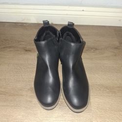 Brand New Esprit Ankle Boots Women’s Size 9 