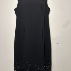 Elegant women's dress.Size L. $55.