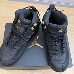 Air Jordan 12 Retro Black & Gold (Size 6Y) – Like New w/ Box