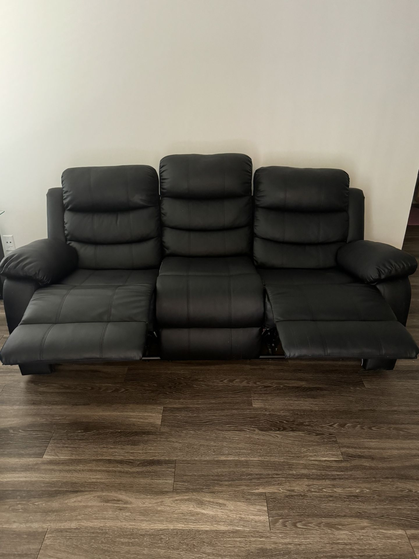 $400 Leather Couch And Loveseat Recliner