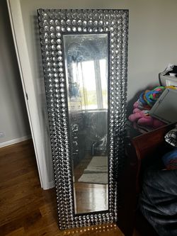 Tall mirror